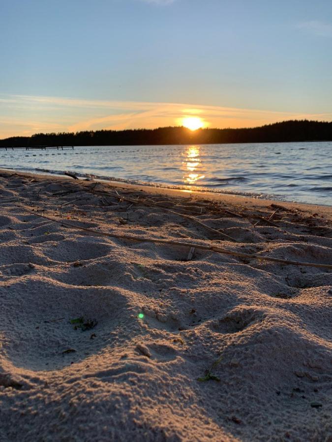 Schadzka W Dwunastce Z Widokiem Na Jezioro Борськ Екстер'єр фото